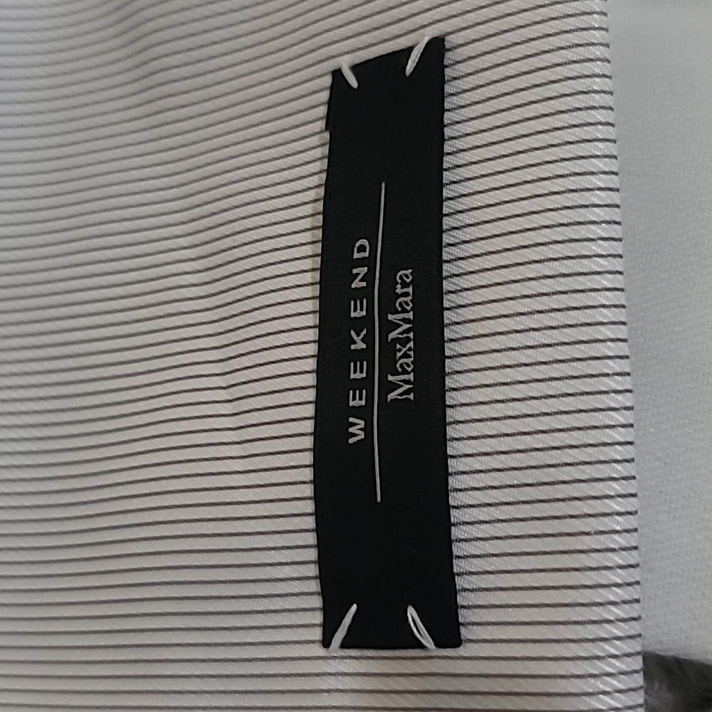MaxMara Accessory Dust Bags - Picture 2 of 2